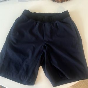 Men’s lululemon size medium shorts